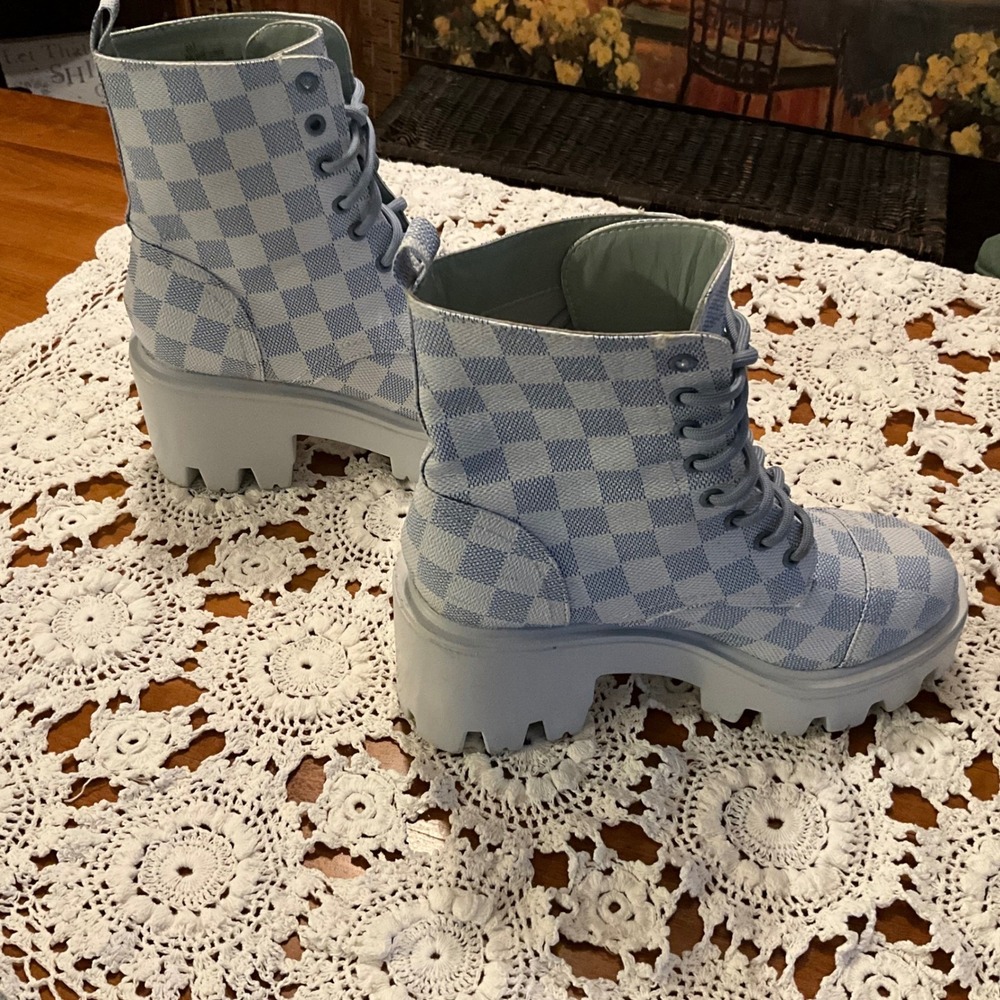 MDT Womens Boots Lug Sole Heel Streetwear Chunky Block Checkered Blue Trendy Y2K - Picture 2 of 5